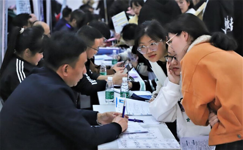 必赢76net线路官网:2800个岗位“职”等你来